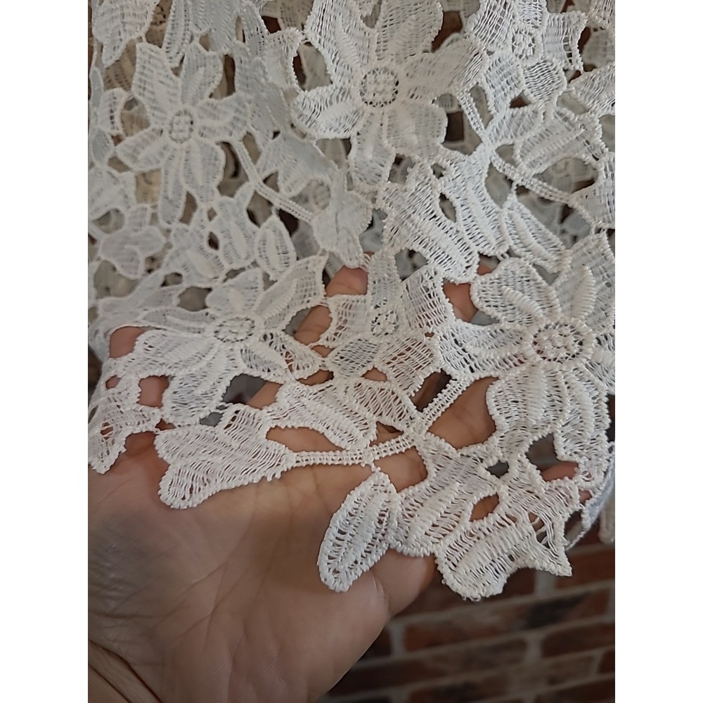 Womens‎ Lace Crochet Ivory Large Cut Out Flower boho Blouse Women's Size M - Picture 4 of 7